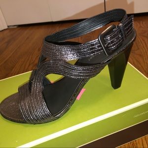 👡 NWT: Sexy Pewter Heels - Naturalizer 👡